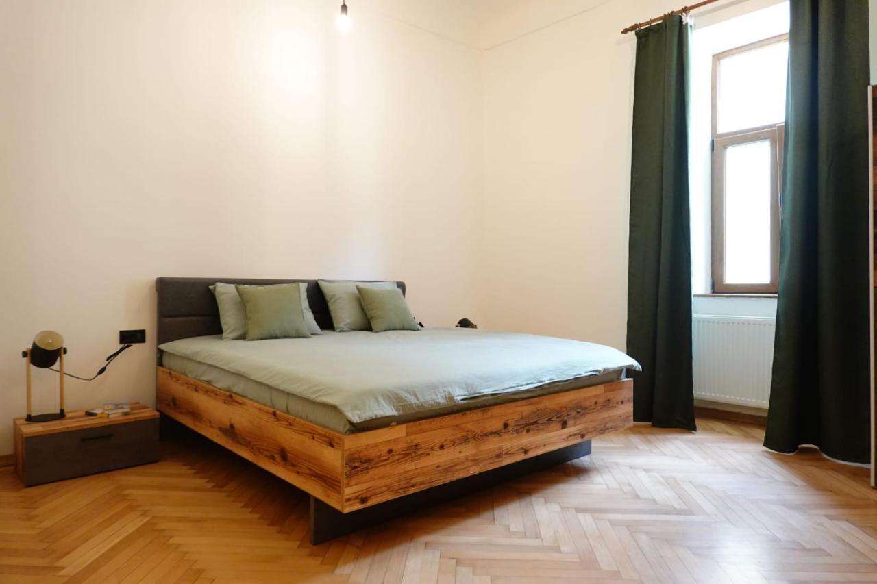Apartment The Industrique - 3 Bedroom *