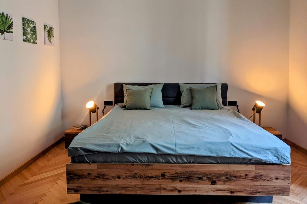 The Industrique - 3 Bedroom Timişoara