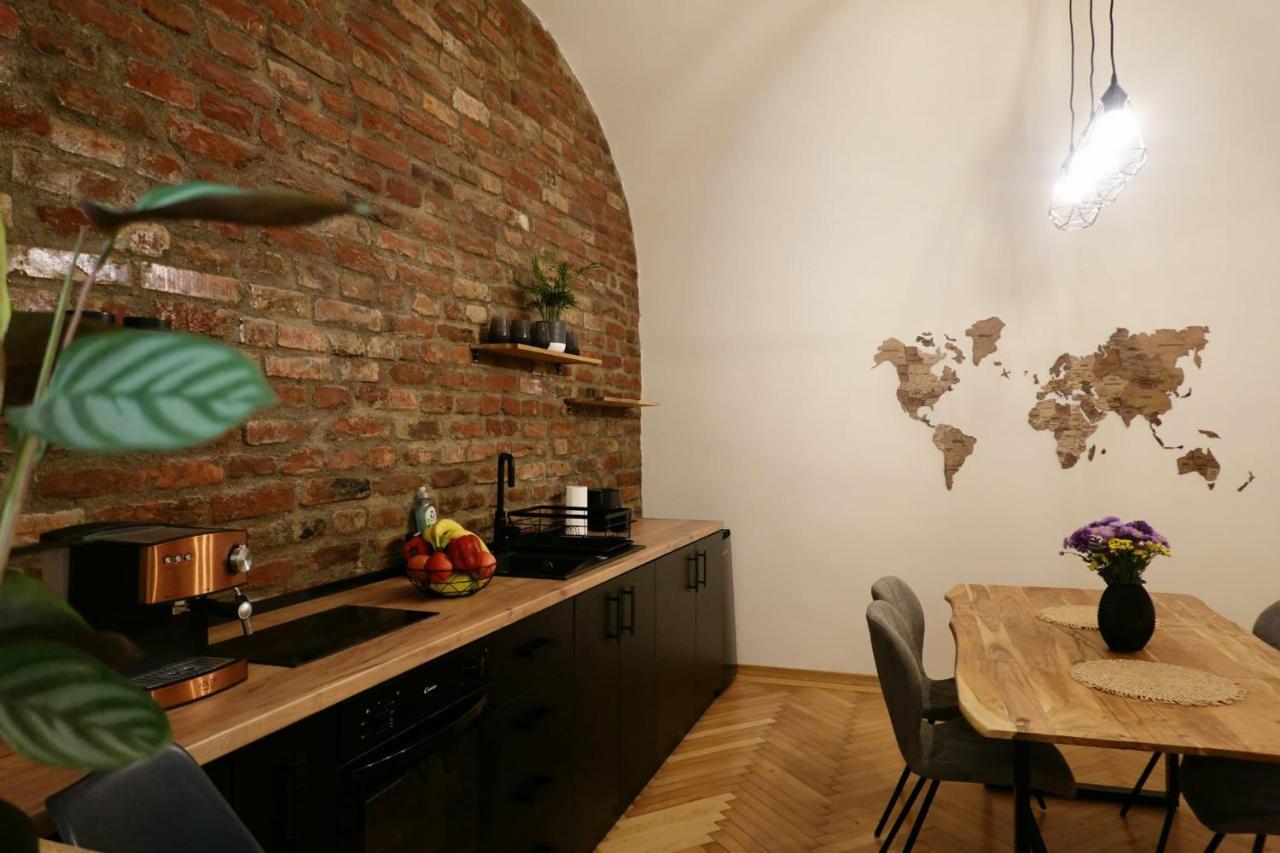 The Industrique - 3 Bedroom *