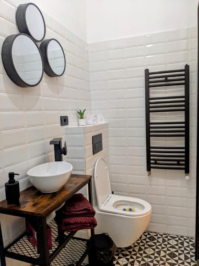 The Industrique - 3 Bedroom *